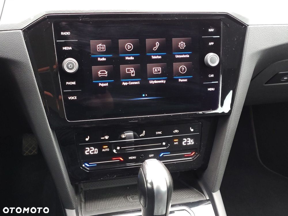 Volkswagen Passat Variant 2.0 TDI EVO Business DSG - 19