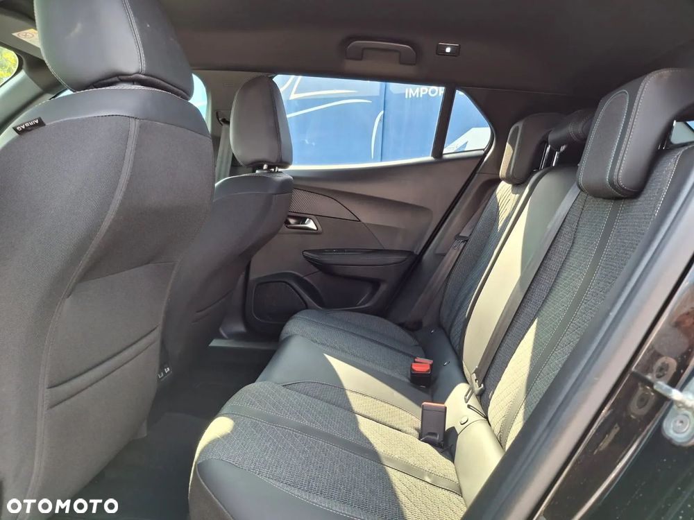 Peugeot 2008 1.2 PureTech Allure S&S EAT8 - 13