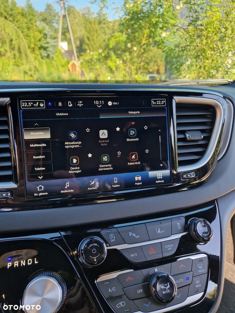 Chrysler Pacifica - 24