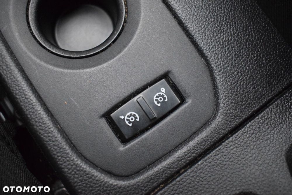 Dacia Duster 1.6 SCe Prestige - 23