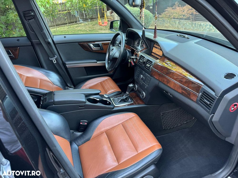 Mercedes-Benz GLK 250 CDI DPF 4Matic BlueEFFICIENCY 7G-TRONIC - 7