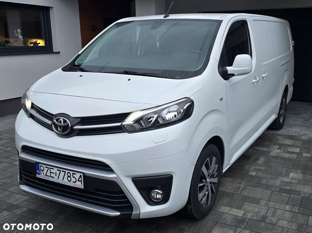 Toyota PROACE - 1