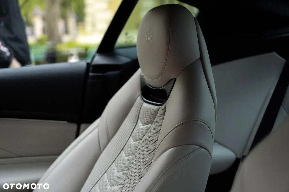 Maserati GranTurismo - 23