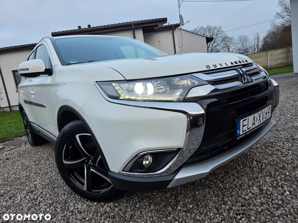 Mitsubishi Outlander 2.0 2WD Diamant Edition - 3
