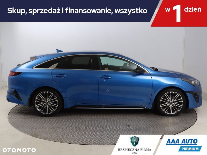 Kia ProCeed - 8