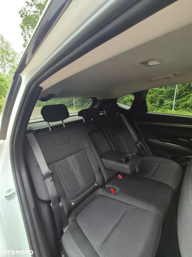 Hyundai Tucson ver-1-6-t--gdi-style-4wd-dct - 8