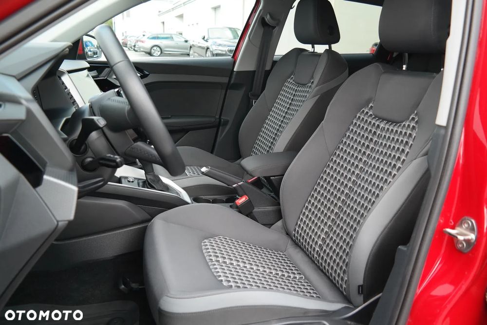 Audi A1 Sportback 35 TFSI S-Line S tronic - 11