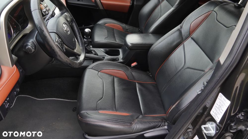 Toyota RAV4 2.0 D-4D Prestige - 23