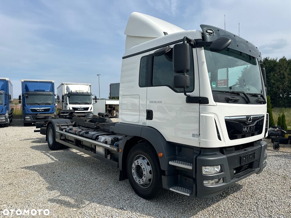MAN TGM 18.320/E6/Automat/Sypialka/Klima/poduszka przód i tył/rama do zabudowy