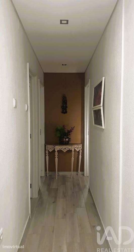 Apartamento T2 em Lamego de 70 m2 - Grande imagem: 2/16