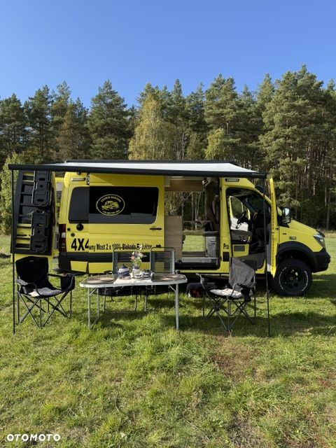 Mercedes-Benz Sprinter - 9