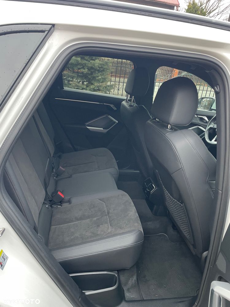 Audi Q3 2.0 TDI S tronic design - 11