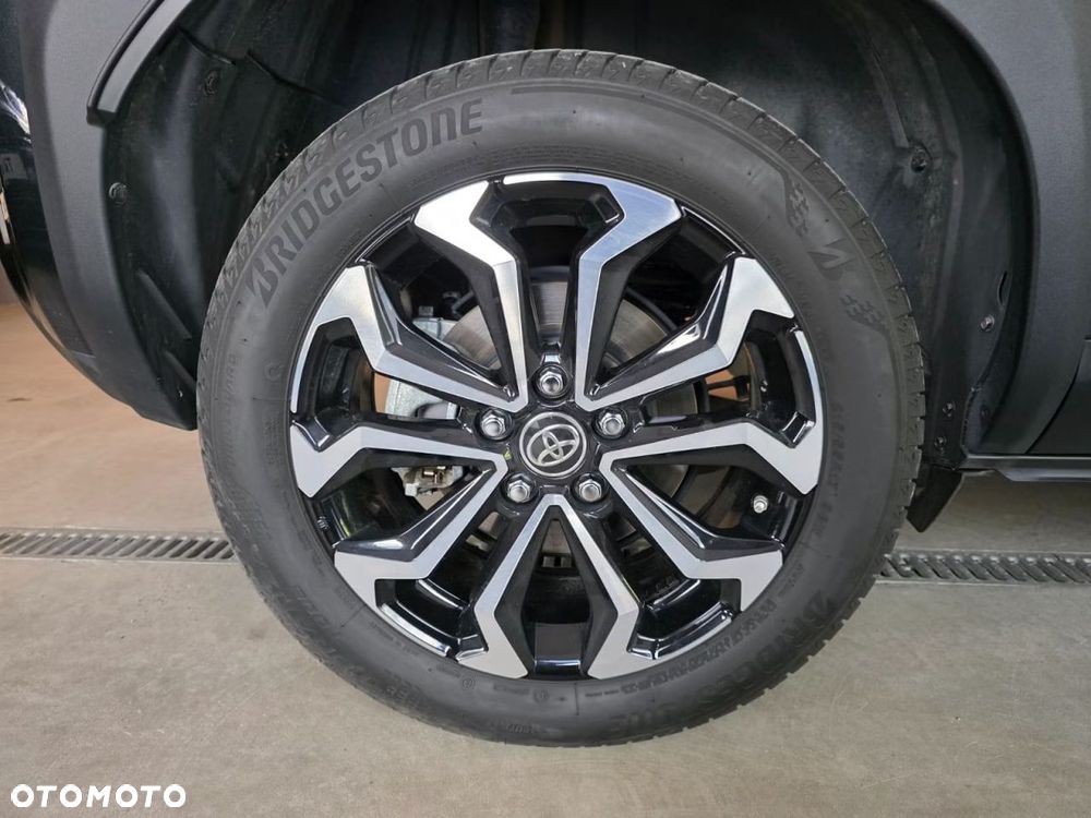 Toyota Yaris Cross Hybrid 1.5 Active - 28