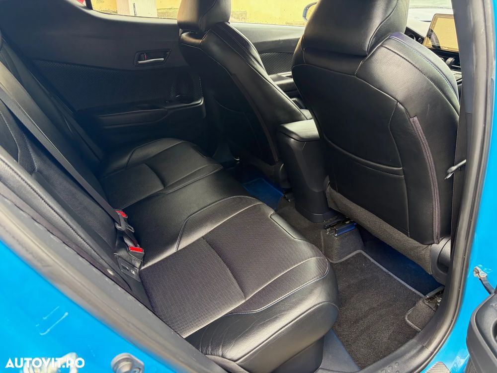 Toyota C-HR 1.8 HSD 122 CP 4x2 CVT C-ult Style bi-tone - 25