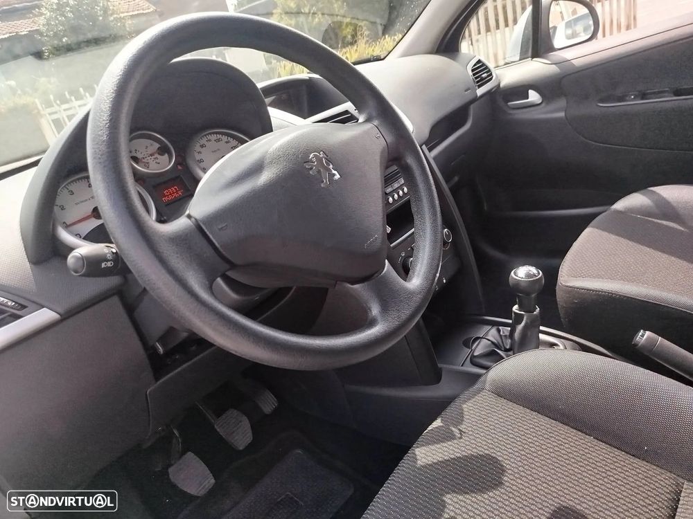 Peugeot 207 1.4 16V Active - 7