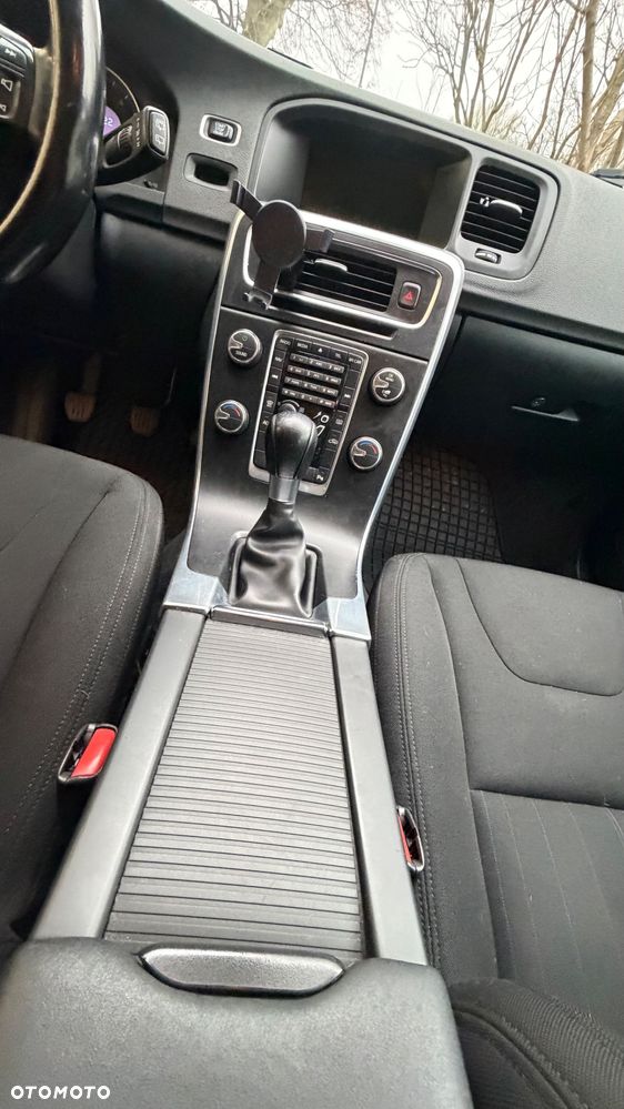 Volvo V60 DRIVe - 12