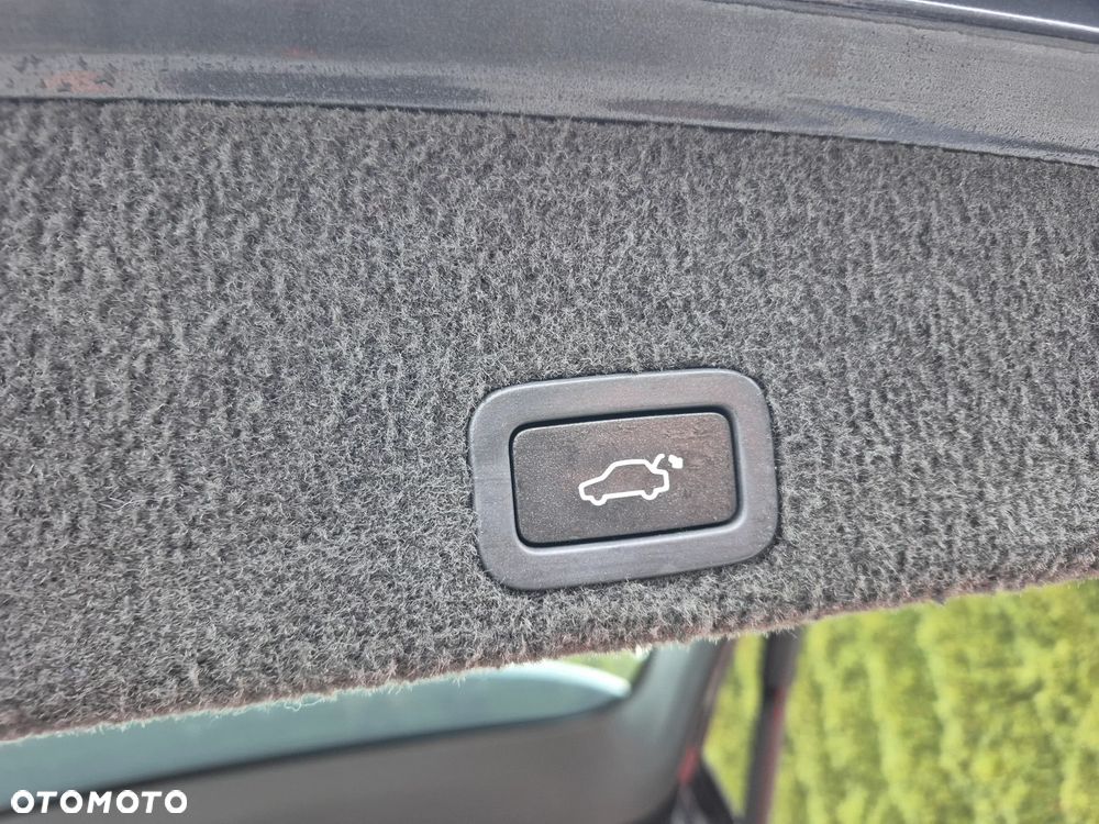 Volvo XC 60 D3 AWD Momentum - 22