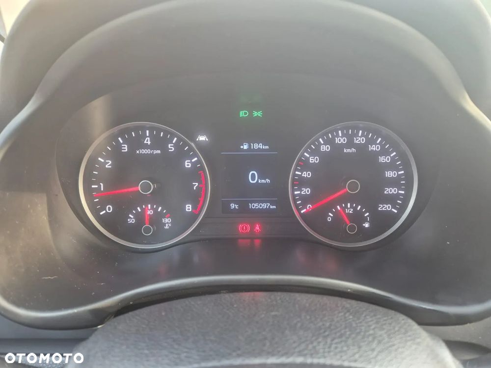 Kia Stonic 1.4 L - 17
