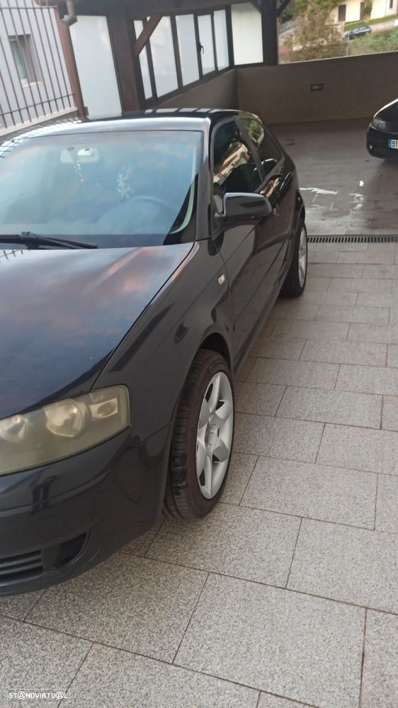Audi A3 2.0 TDI Ambiente - 2