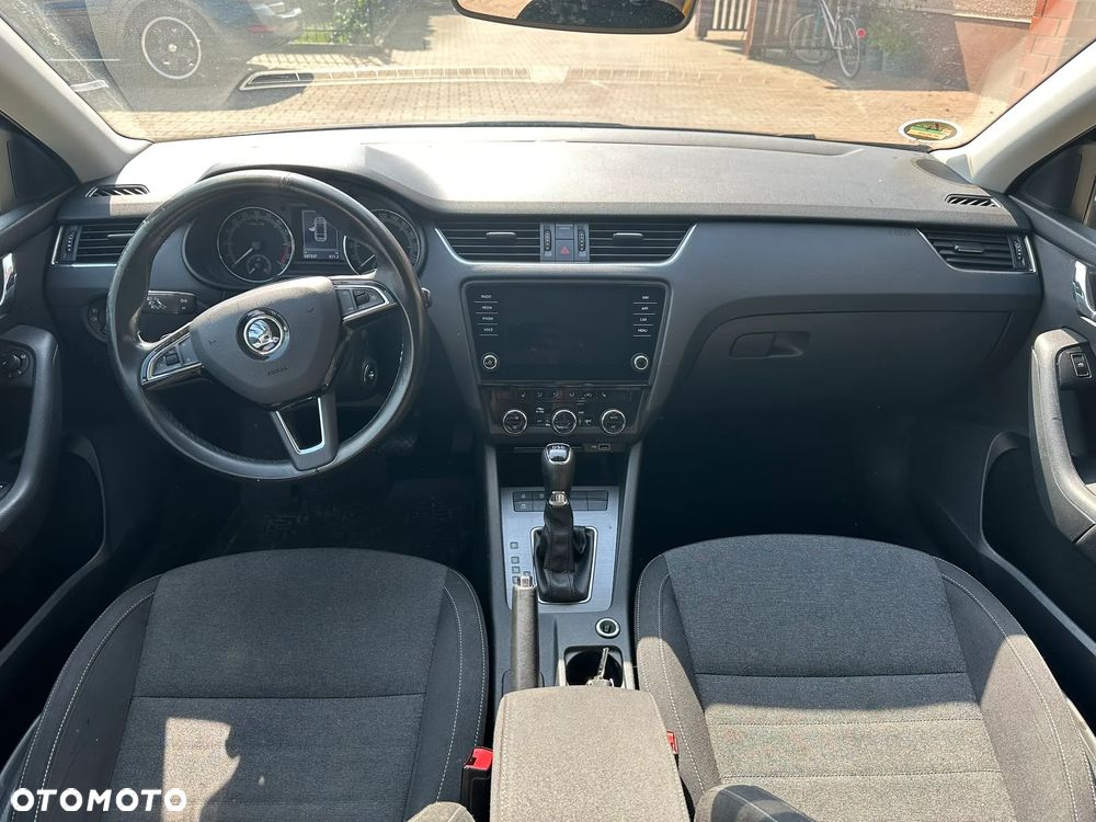 Skoda Octavia 2.0 TDI DSG Soleil - 12