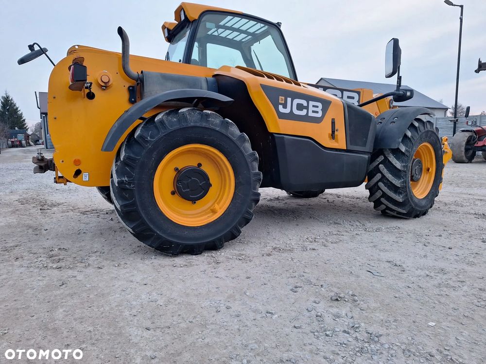 JCB 526-56 Agri Plus - 5