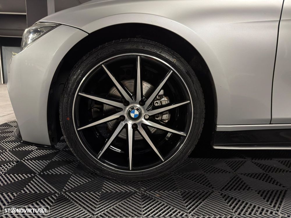BMW 320 - 12