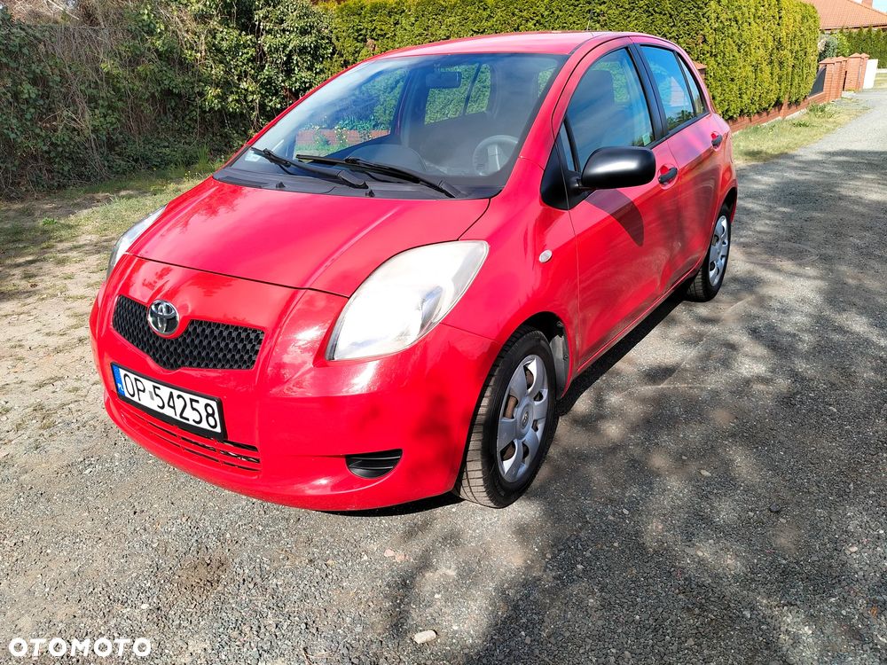Toyota Yaris 1.3 Luna - 2