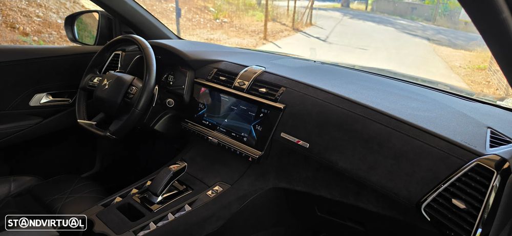 DS DS7 Crossback E-Tense Performance Line EAT8 - 49
