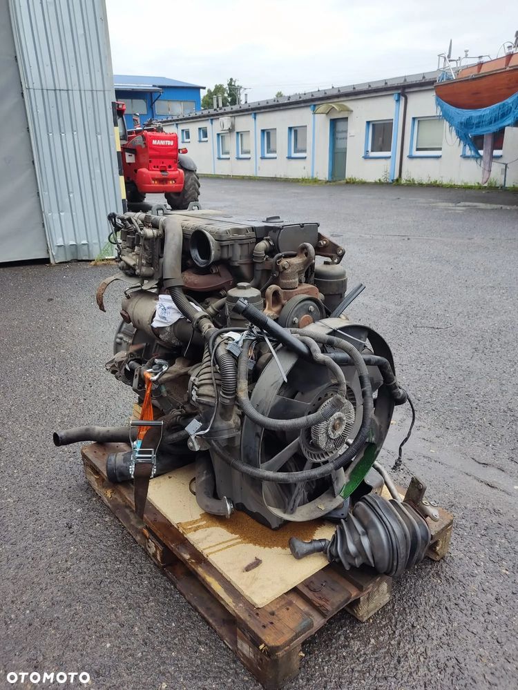 Silnik Atego OM 904 LA - 2