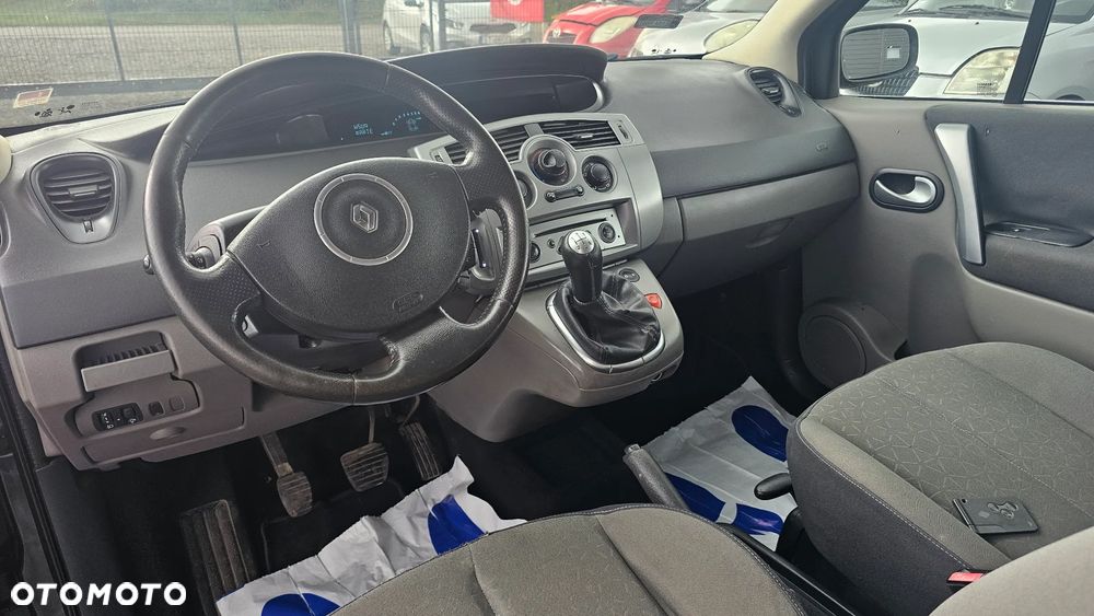 Renault Scenic 1.6 16V Authentique Euro5 - 13