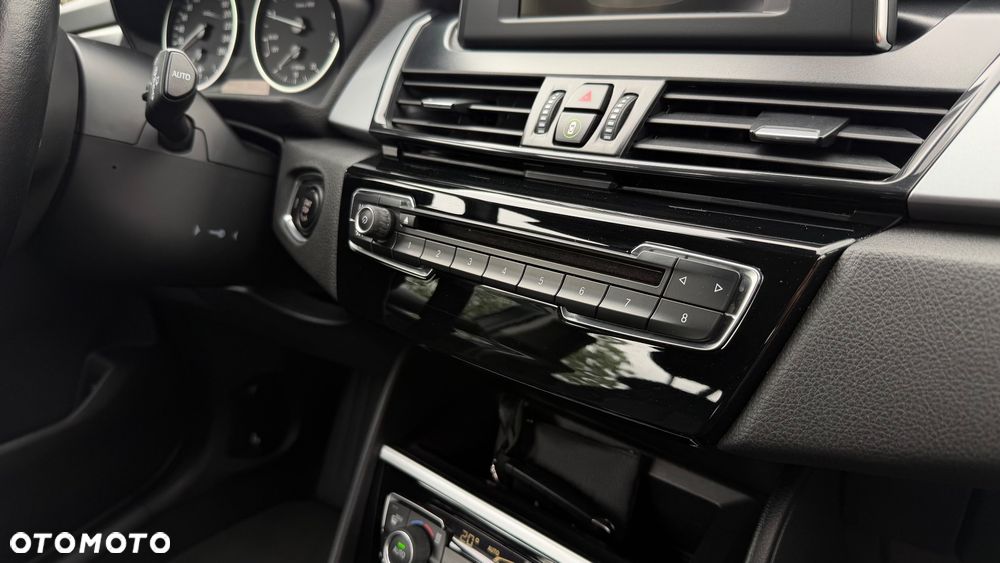 BMW Seria 2 218i GT Advantage - 27