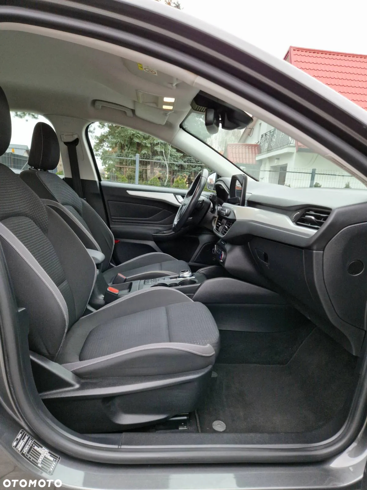 Ford Focus 1.0 EcoBoost Start-Stopp-System Titanium - 32