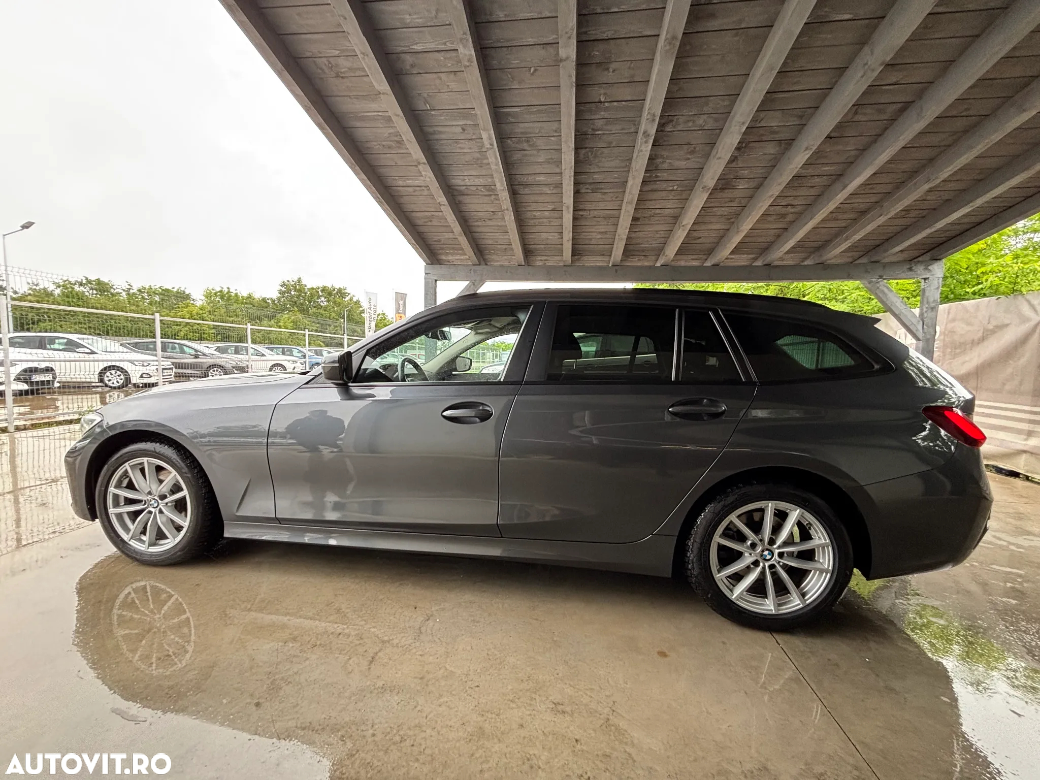 BMW Seria 3 320d Touring xDrive Aut. Advantage - 9