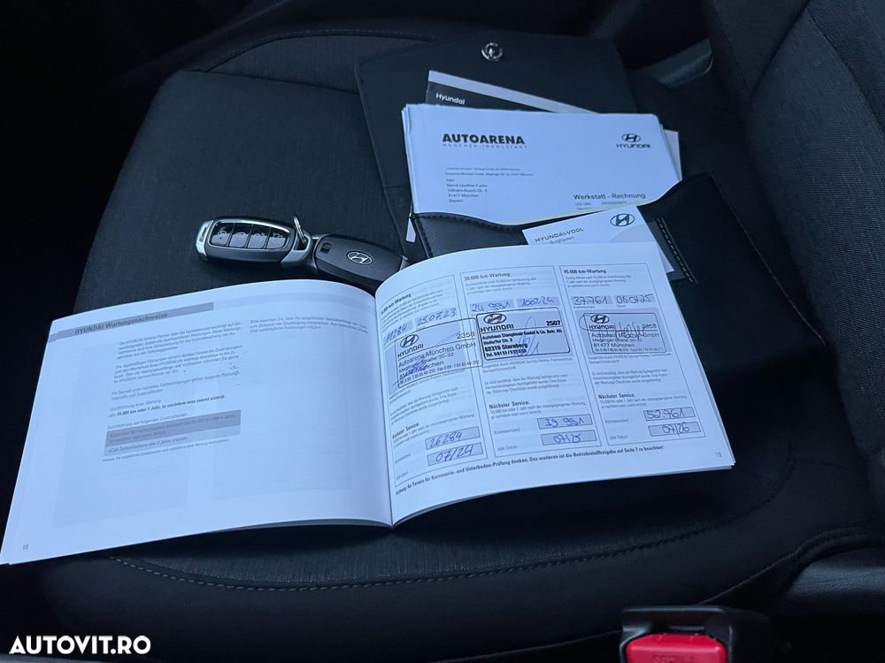 Hyundai KONA Select - 28