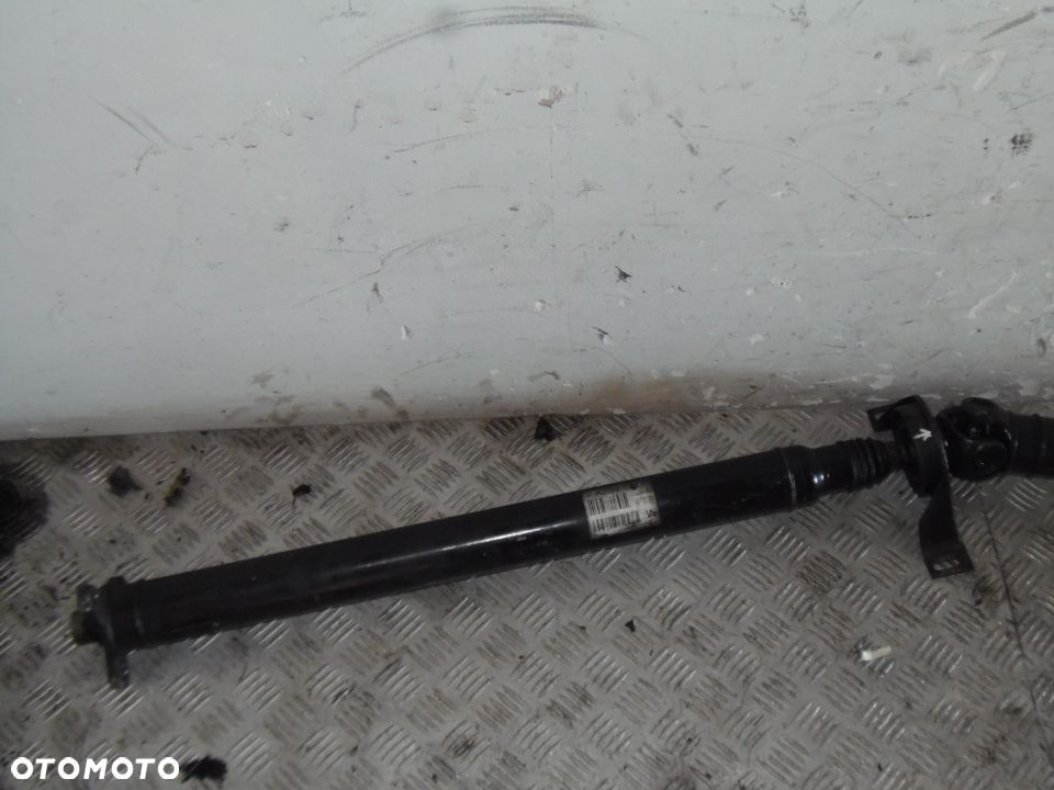 WAŁ NAPĘDOWY A2040406 1.8  MERCEDES W204 KOMBI - 2