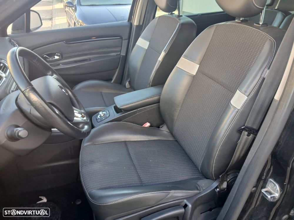 Renault Scénic 1.5 dCi Bose Edtion SS - 6