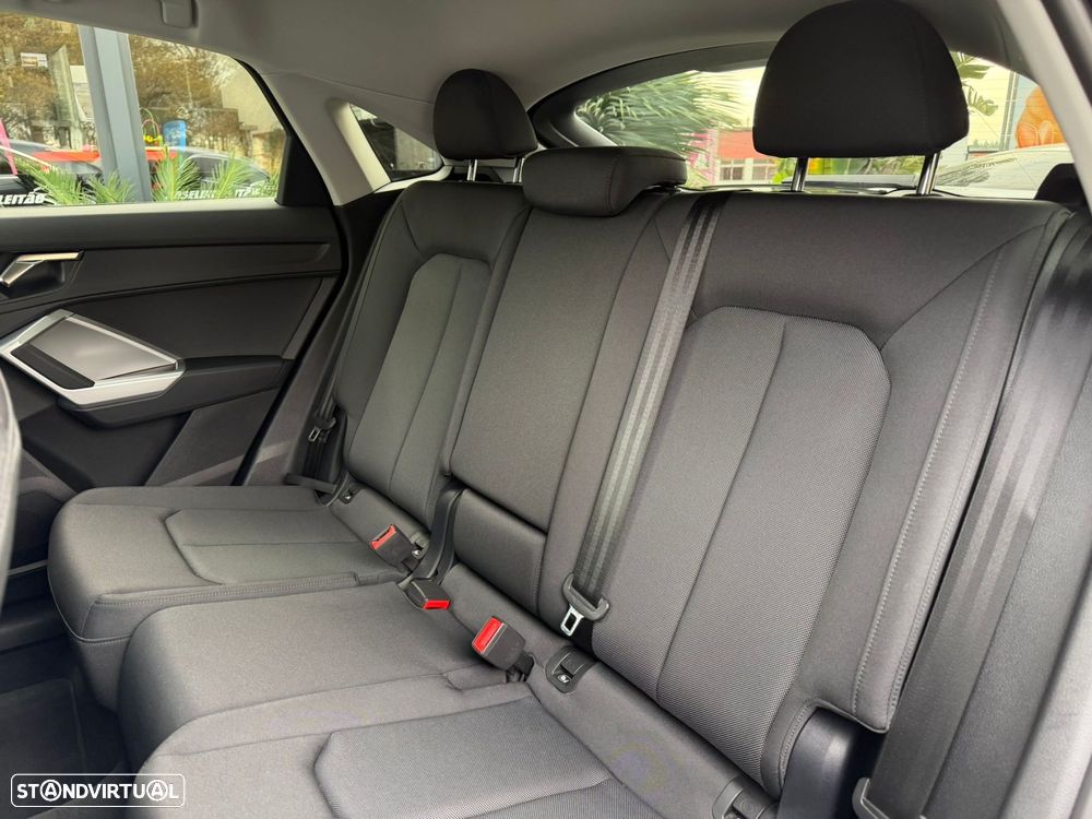Audi Q3 Sportback 35 TDI S line S tronic - 19
