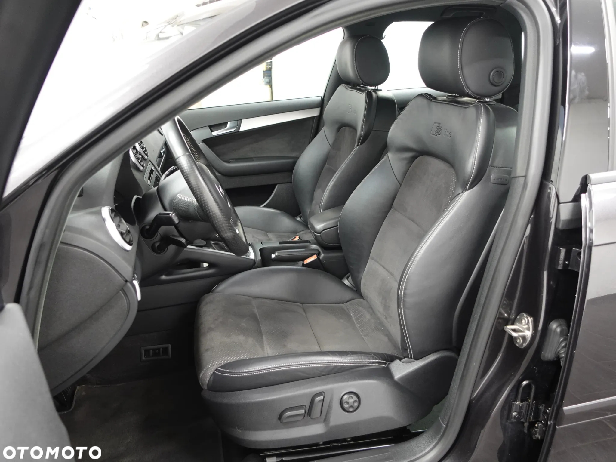 Audi A3 2.0 TDI Sportback DPF quattro S line Sportpaket - 23