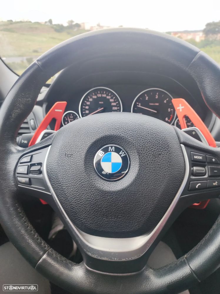 BMW 320 d Auto - 4