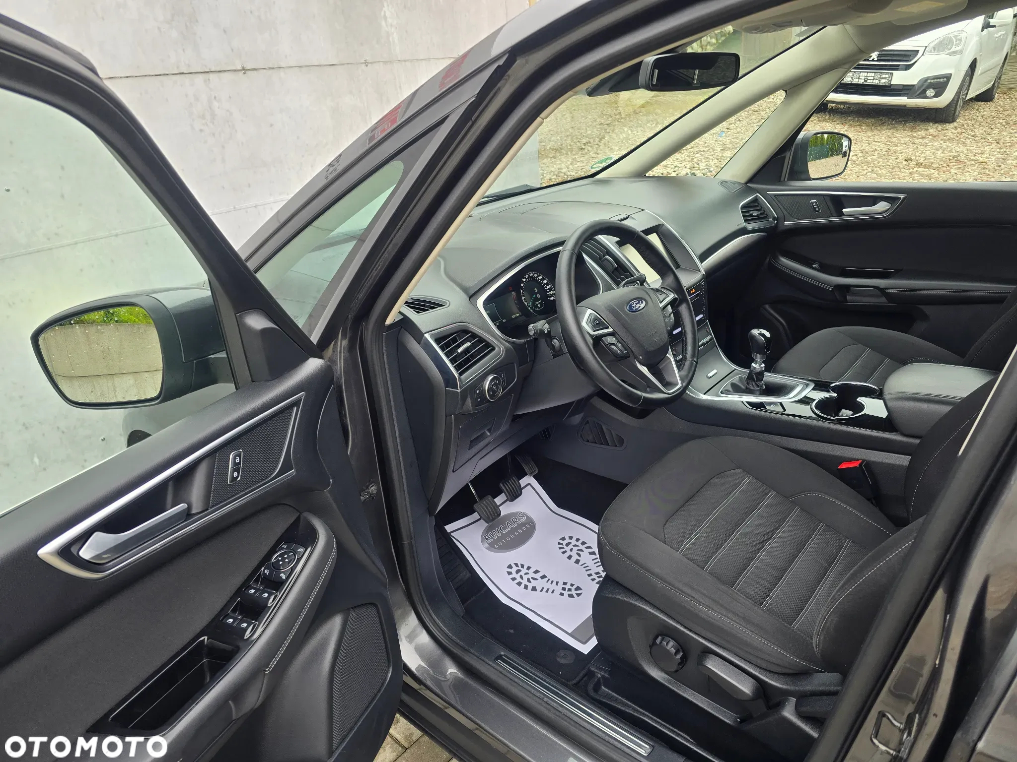 Ford Galaxy 2.0 TDCi Titanium - 37