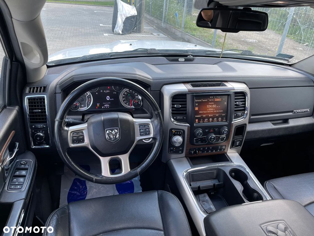 Dodge RAM - 8