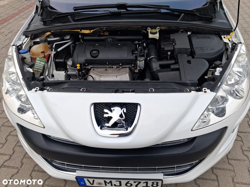 Peugeot 308 120 VTi Platinum - 33