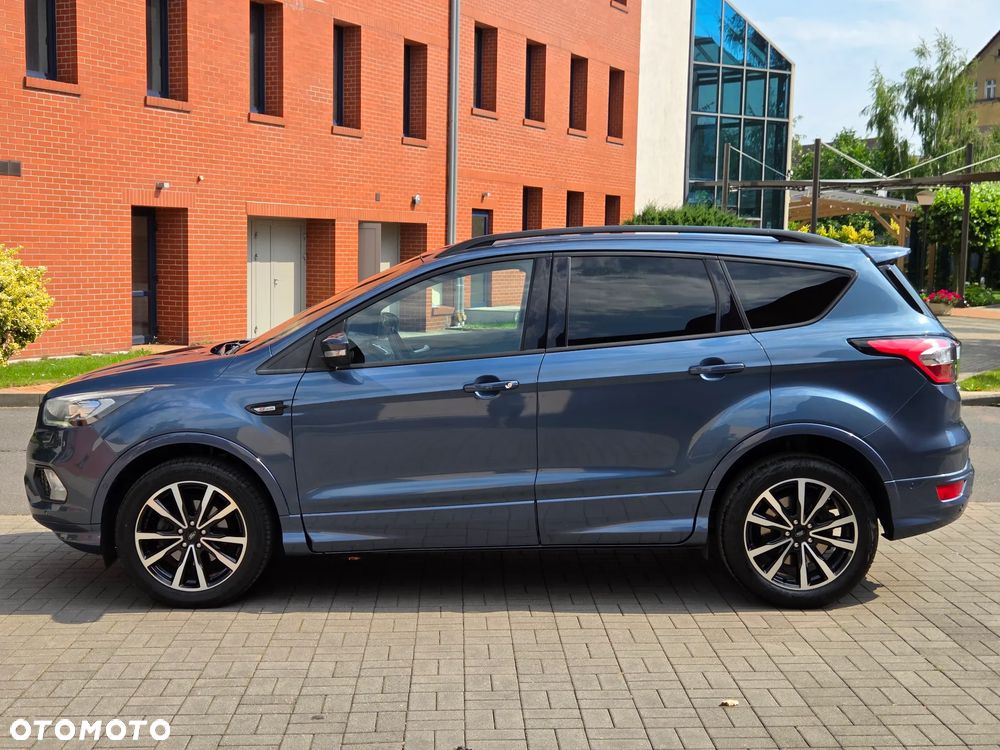 Ford Kuga 1.5 EcoBoost 2x4 ST-Line - 6