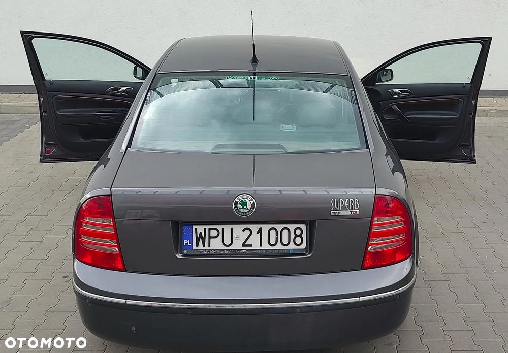 Skoda Superb 1.9 TDI Platinum - 4