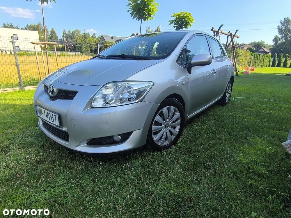 Toyota Auris - 1