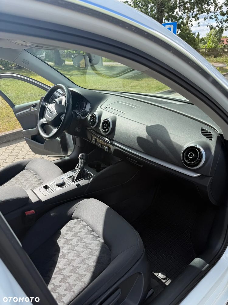 Audi A3 Sportback - 24