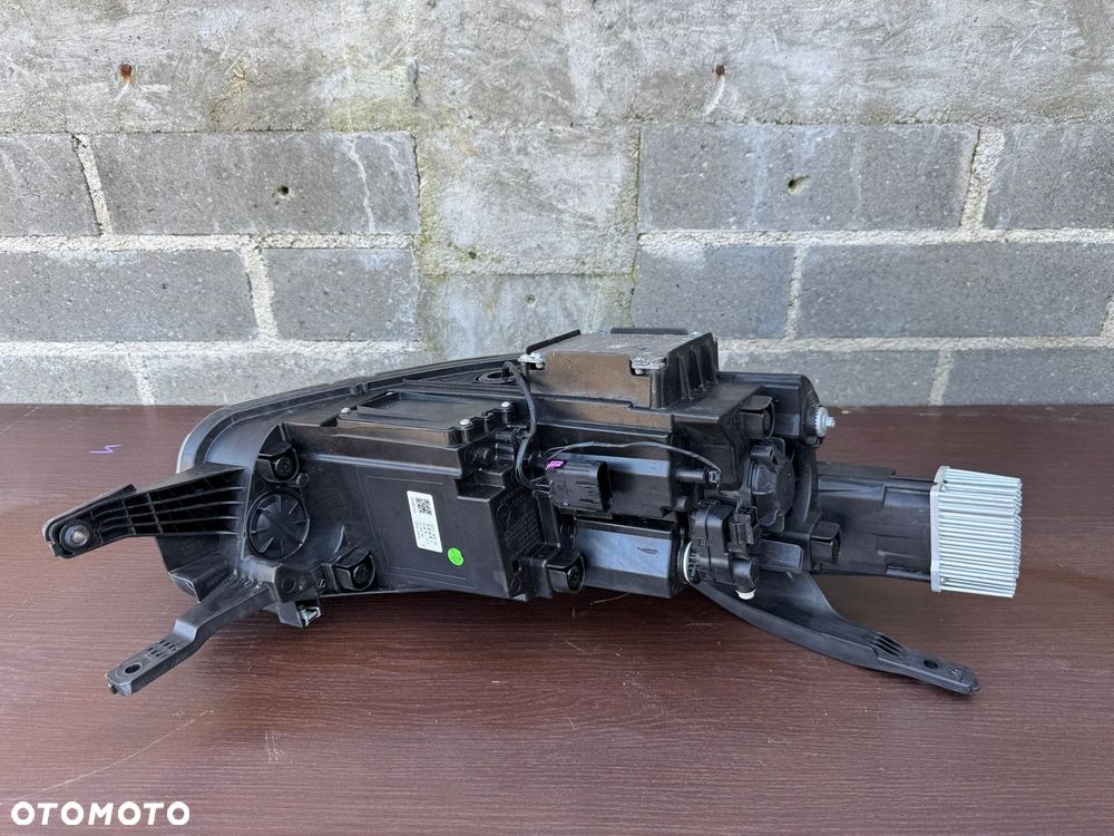 MG ZS LIFT FULL LED LAMPA LEWA PRZEDNIA 10550753 ŁADNA - 11