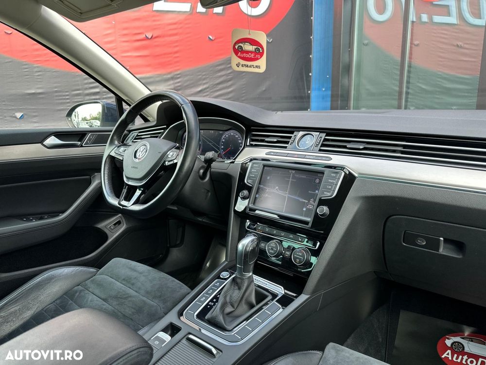 Volkswagen Passat - 8
