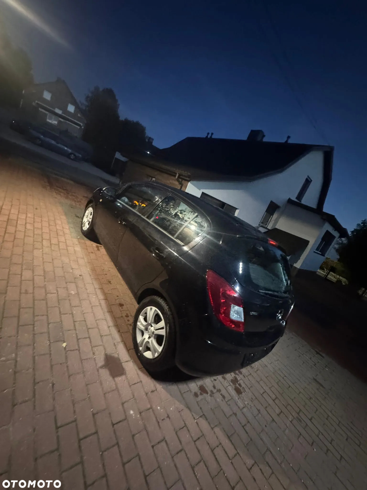 Opel Corsa 1.4 16V Enjoy - 5