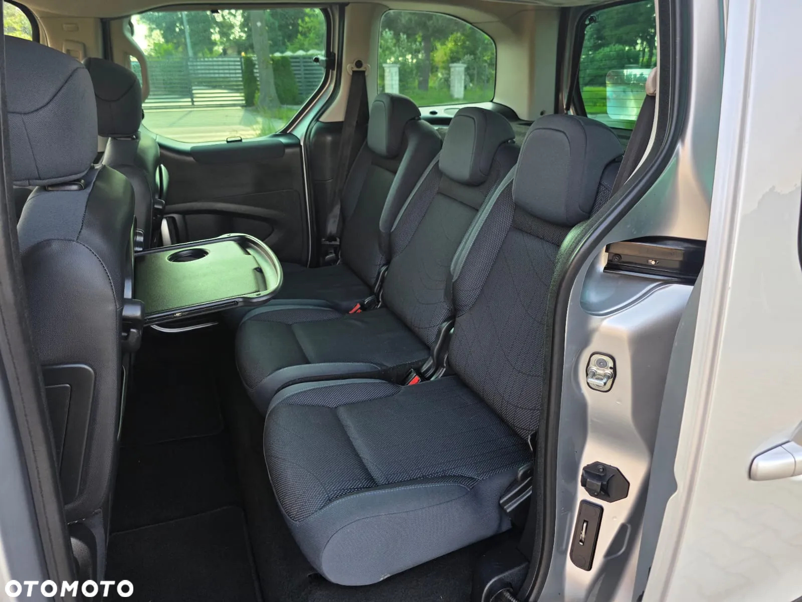 Peugeot Partner Tepee HDi FAP 110 Family - 10